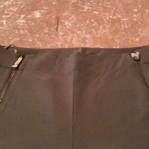 Lisa Rinna Collection 
Wide leg cropped pants
Camo color